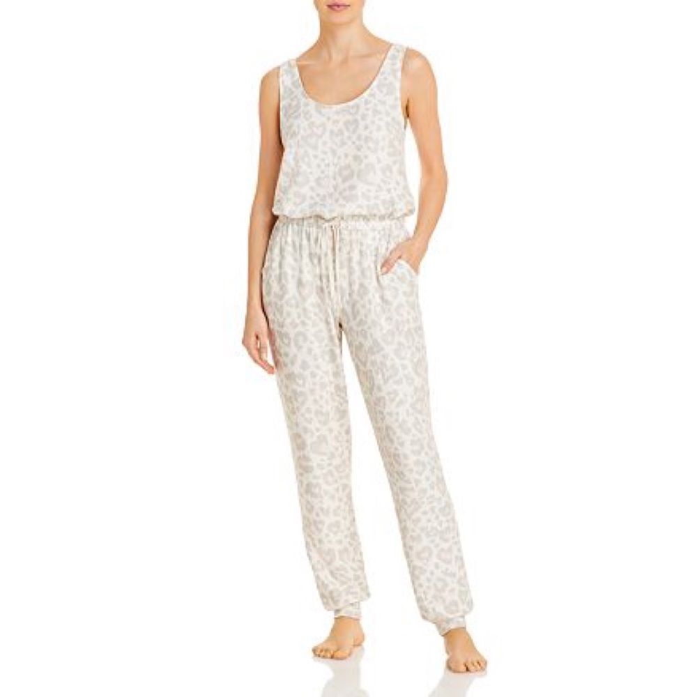 Aqua Lounge Women’s Stone Heart Shape Leopard Print Fleece Sleeveless Jumpsuit M